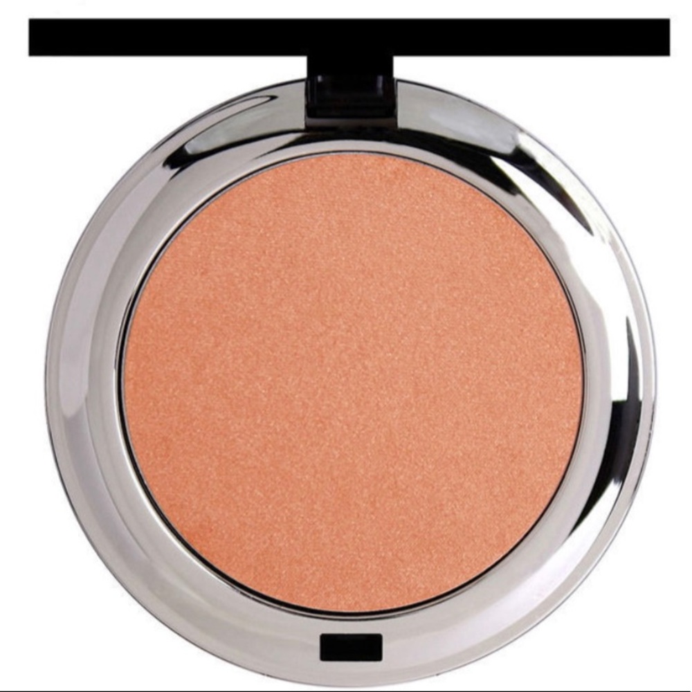 New: Reg. $40 PEONY | Mineral Face & Body Bronzer